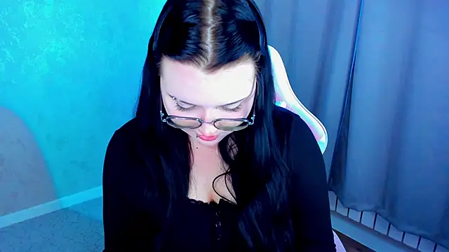 Kira G0ld online show from 04/24/26, 09:01