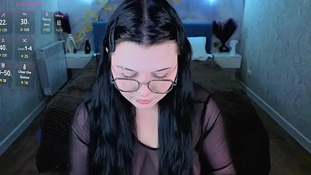 Snapshot of Kira_G0ld chatting on 06/06/26, 09:03 Kira G0ld online show from 06/06/26, 09:03