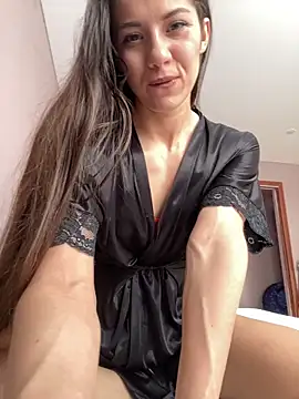 Snapshot of OnlyLeiLa chatting on 02/25/26, 09:08 OnlyLeiLa online show from 02/25/26, 09:08