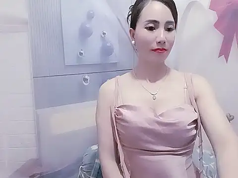 Hello-Kitty001 online show from 03/26/26, 01:49