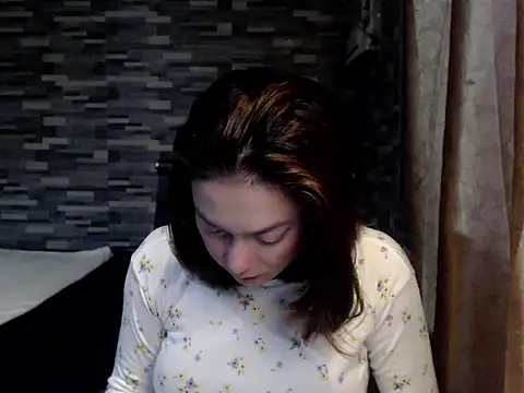 Snapshot of PennyUni chatting on 02/14/26, 02:08 PennyUni online show from 02/14/26, 02:08