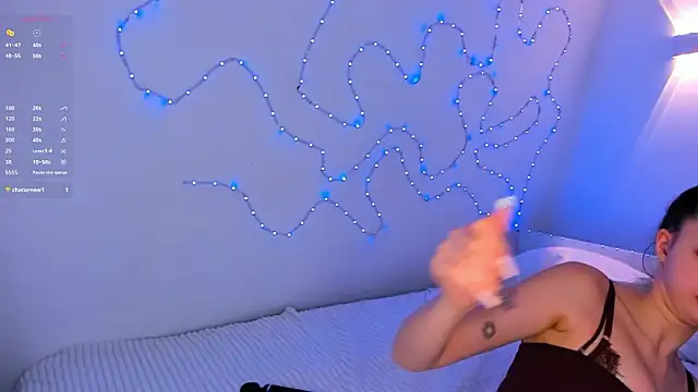 Snapshot of JennySilk chatting on 02/12/26, 09:26 JennySilk online show from 02/12/26, 09:26