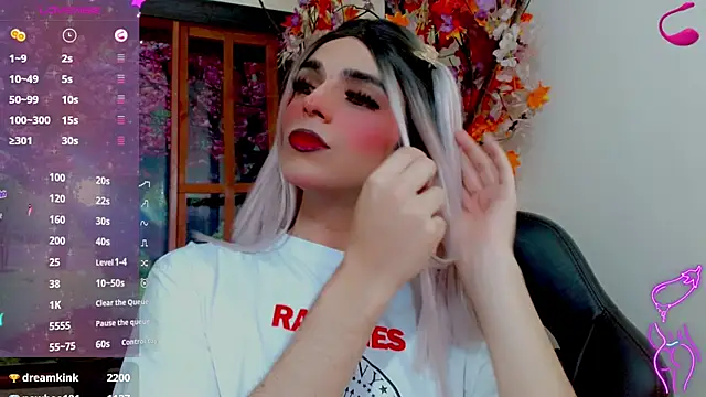 Snapshot of Maddye_Fox chatting on 02/14/26, 07:21 Maddye Fox online show from 02/14/26, 07:21