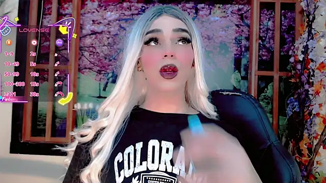 Snapshot of Maddye_Fox chatting on 05/30/26, 11:29 Maddye Fox online show from 05/30/26, 11:29