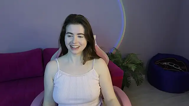 Snapshot of LovingWhisperr chatting on 02/15/26, 01:46 LovingWhisperr online show from 02/15/26, 01:46