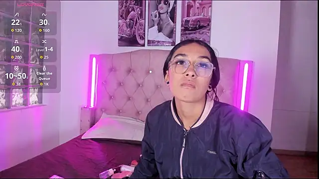 Snapshot of liittle__baby chatting on 02/24/26, 11:52 liittle baby online show from 02/24/26, 11:52