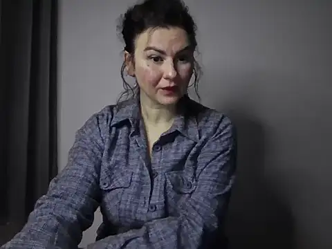 Snapshot of LexiMira254 chatting on 02/03/26, 03:39 LexiMira254 online show from 02/03/26, 03:39