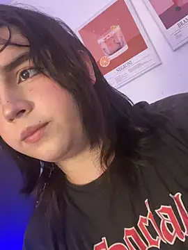 Daniellesins1 online show from 04/07/26, 01:28