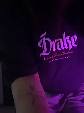 Daniellesins1 online show from 04/18/26, 04:49