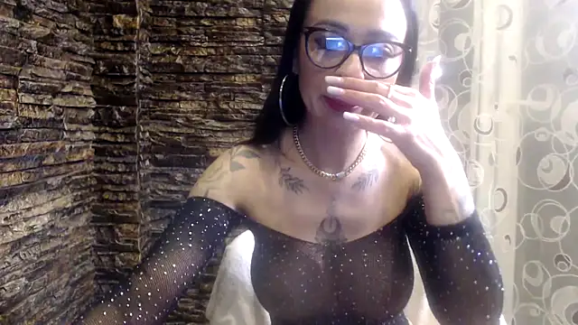 BrianaBloom online show from 04/19/26, 06:10