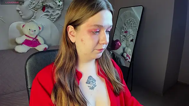 Snapshot of RachelDiRose chatting on 02/12/26, 03:23 RachelDiRose online show from 02/12/26, 03:23