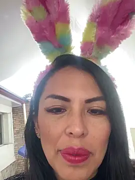 Emma Sanz   online show from 04/06/26, 01:01