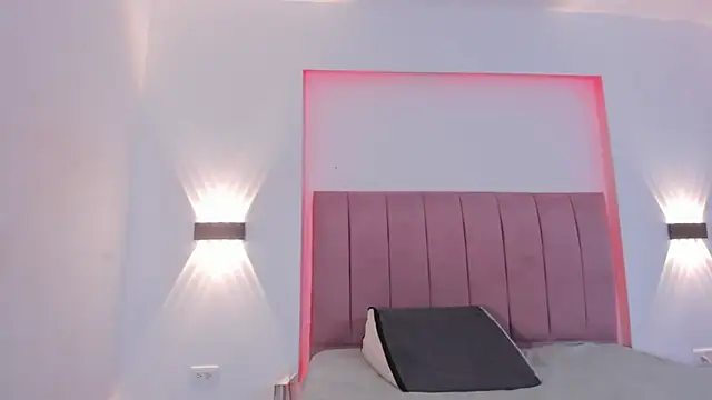 AllanaRosee online show from 03/24/26, 06:46