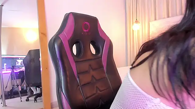 Demon lala online show from 03/06/26, 12:45