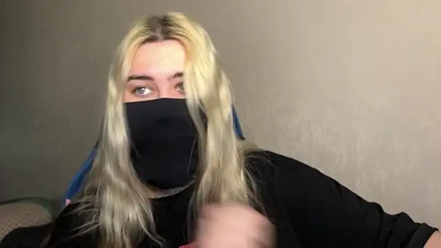 Snapshot of UnaXyling chatting on 02/21/26, 11:17 UnaXyling online show from 02/21/26, 11:17