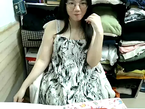 xiaoxiaowan11 online show from 03/01/26, 11:23