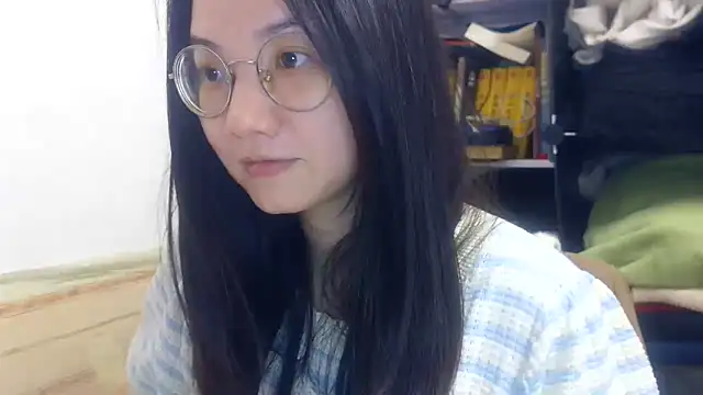 Snapshot of xiaoxiaowan11 chatting on 03/16/26, 12:31 xiaoxiaowan11 online show from 03/16/26, 12:31