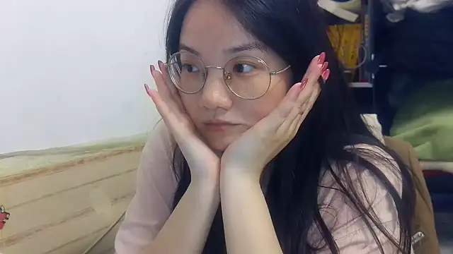 Snapshot of xiaoxiaowan11 chatting on 03/17/26, 01:14 xiaoxiaowan11 online show from 03/17/26, 01:14