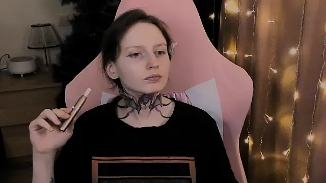 Snapshot of Onyxix chatting on 02/25/26, 08:18 Onyxix online show from 02/25/26, 08:18