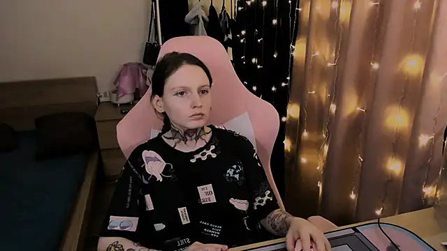 Snapshot of Onyxix chatting on 03/14/26, 07:19 Onyxix online show from 03/14/26, 07:19