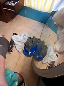 Snapshot of bojo69 chatting on 02/19/26, 01:40 bojo69 online show from 02/19/26, 01:40