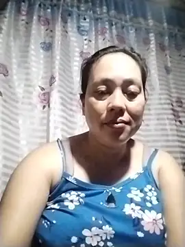 Snapshot of May_Bombs chatting on 02/18/26, 09:22 May Bombs online show from 02/18/26, 09:22