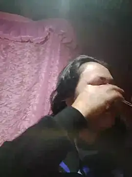 May Bombs online show from 03/29/26, 08:53