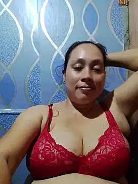 May Bombs online show from 04/12/26, 08:19