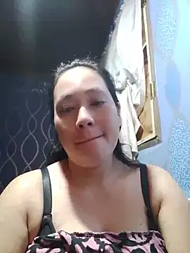 Snapshot of May_Bombs chatting on 07/11/26, 10:00 May Bombs online show from 07/11/26, 10:00