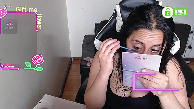 Snapshot of MeliisaRobers chatting on 02/24/26, 12:58 MeliisaRobers online show from 02/24/26, 12:58