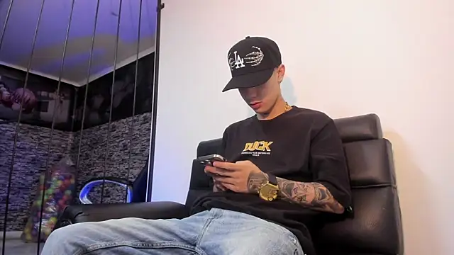 Dereck Boy  online show from 04/01/26, 03:29