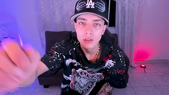 Dereck Boy  online show from 04/18/26, 04:27