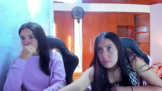 Snapshot of Emily_and_Soffy chatting on 02/06/26, 12:19 Emily and Soffy online show from 02/06/26, 12:19