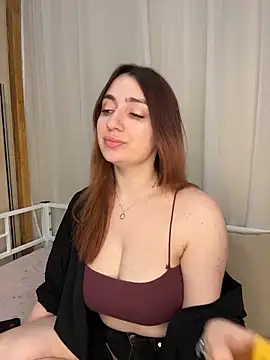 Linnea  online show from 02/16/26, 04:25