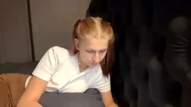 Snapshot of JeneeEady chatting on 02/18/26, 11:06 JeneeEady online show from 02/18/26, 11:06