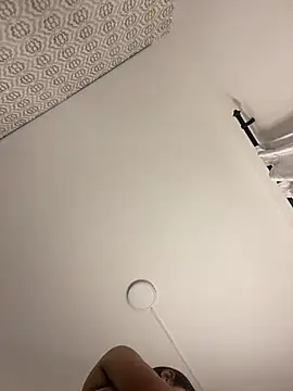 Snapshot of Mia_rivers__ chatting on 02/25/26, 07:34 Mia rivers online show from 02/25/26, 07:34