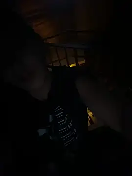 Mia rivers   online show from 04/14/26, 08:42