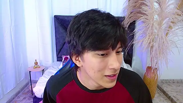 nikoo 18 online show from 02/05/26, 02:11