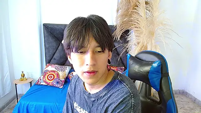 nikoo 18 online show from 03/09/26, 01:26