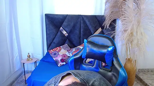 nikoo 18 online show from 03/16/26, 01:26