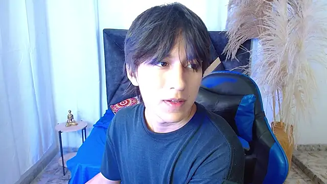 nikoo 18 online show from 03/17/26, 01:47