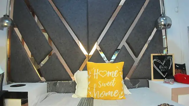 Maggyx online show from 03/23/26, 02:10