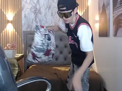 Asher costa online show from 04/18/26, 10:54