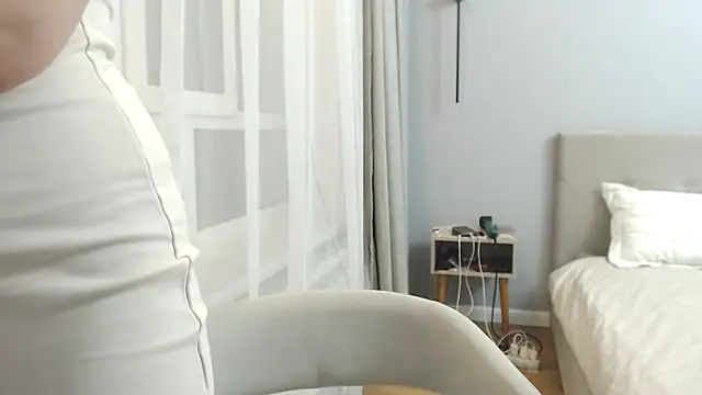 Snapshot of Tasiya chatting on 06/24/26, 09:36 Tasiya online show from 06/24/26, 09:36