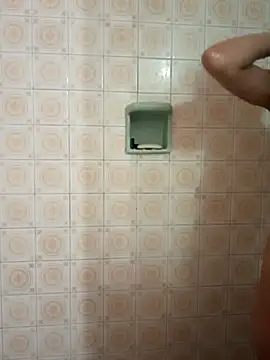 Chloe Miller 2 online show from 04/15/26, 06:15