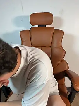 ARON LUXX online show from 03/28/26, 01:00