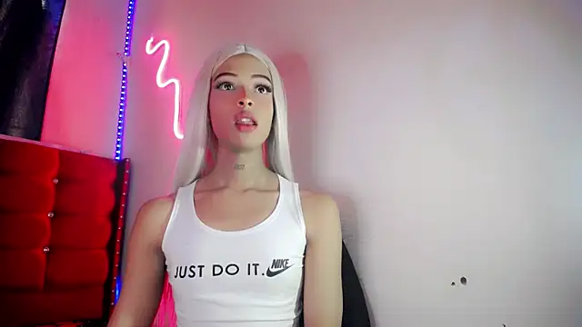 DahliaGill online show from 04/23/26, 01:57