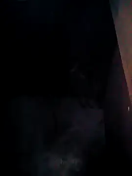 Snapshot of vivi1889 chatting on 02/04/26, 02:45 vivi1889 online show from 02/04/26, 02:45