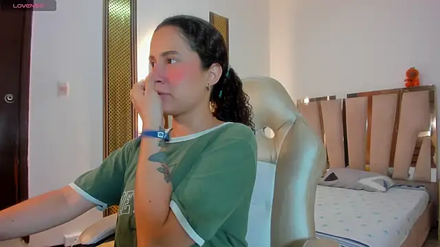 Snapshot of NoaMalak7 chatting on 03/01/26, 08:44 NoaMalak7 online show from 03/01/26, 08:44