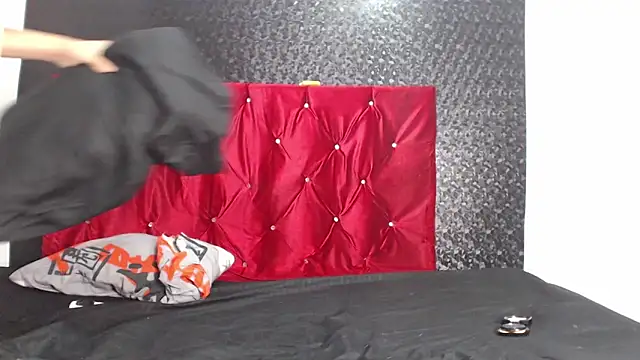 Extreme couple7777 online show from 03/07/26, 03:47